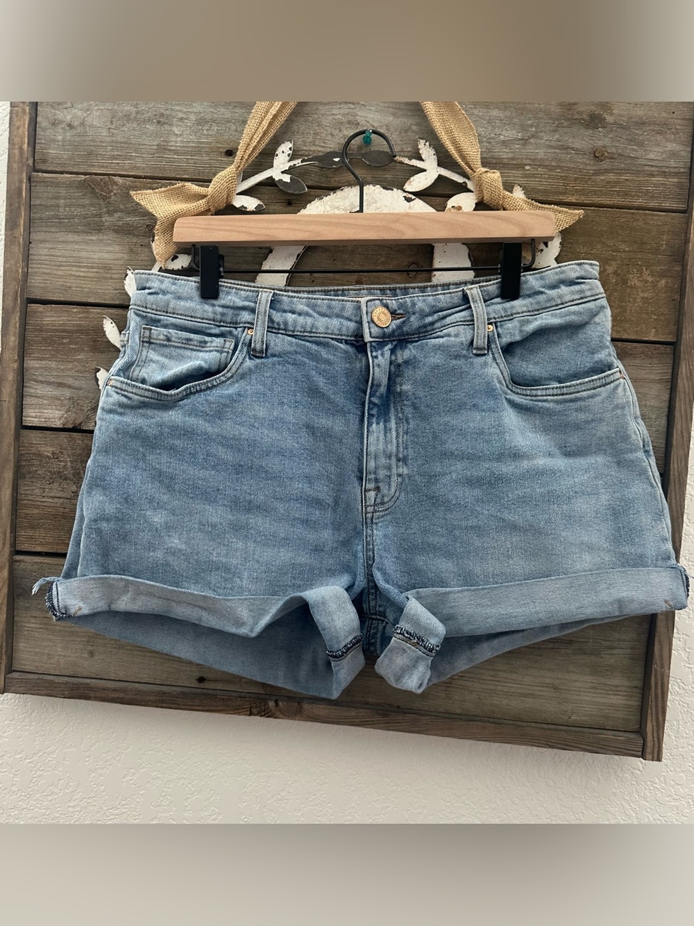 Kut from the Kloth Jane High rise Blue stretch Denim Roll-Cuff Women's Shorts 12